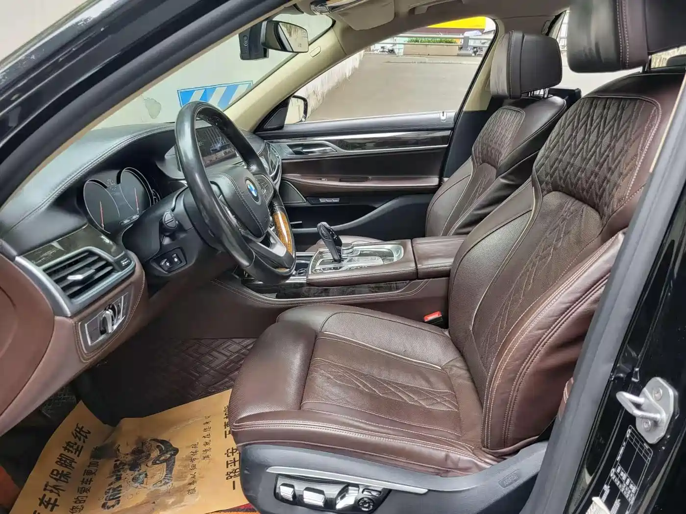 BMW 7 Series 2016 730Li Leading фото 6