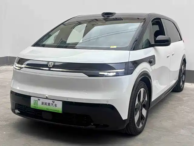  ZEEKR Zeekr MIX 2025 Smart Driving Edition