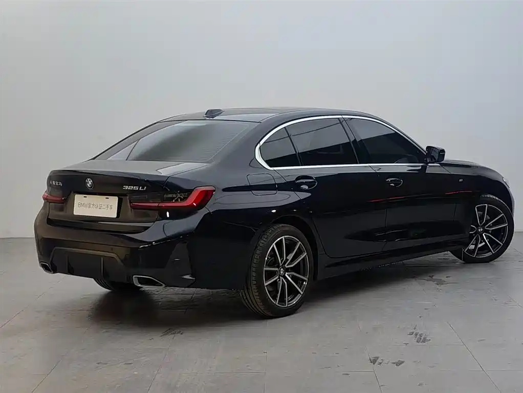 BMW 3 Series 2024 325Li M Sport Package фото 4