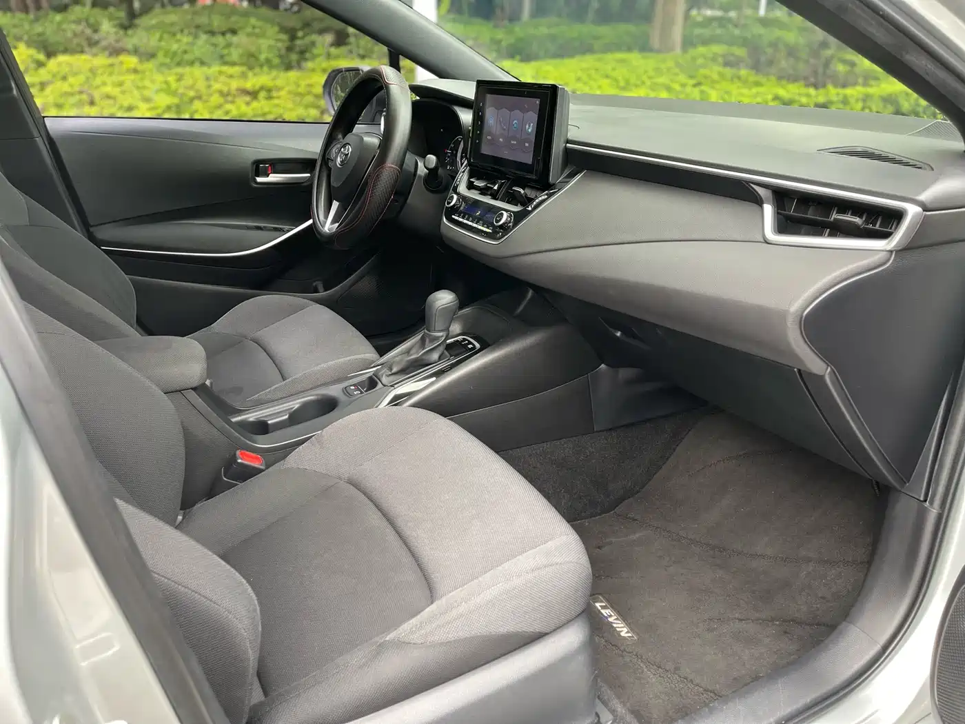 Toyota Levin 2021 Dual Engine 1.8H E-CVT Luxury Edition фото 7
