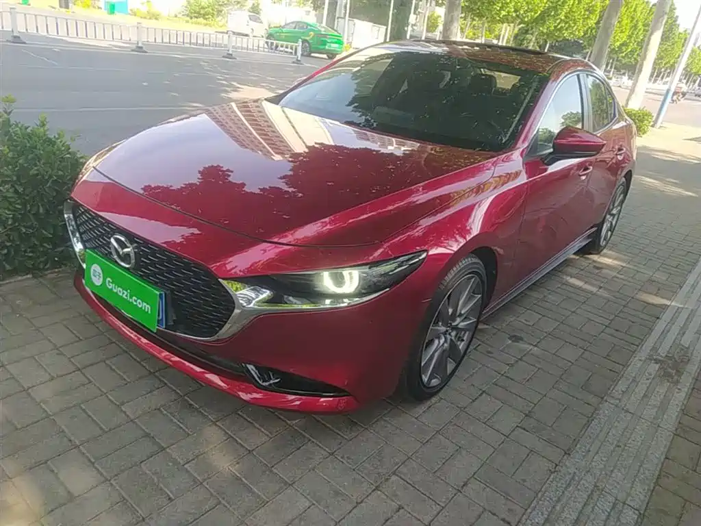 Mazda 3 Axela 2021 2.0L Automatic Quality Glamour