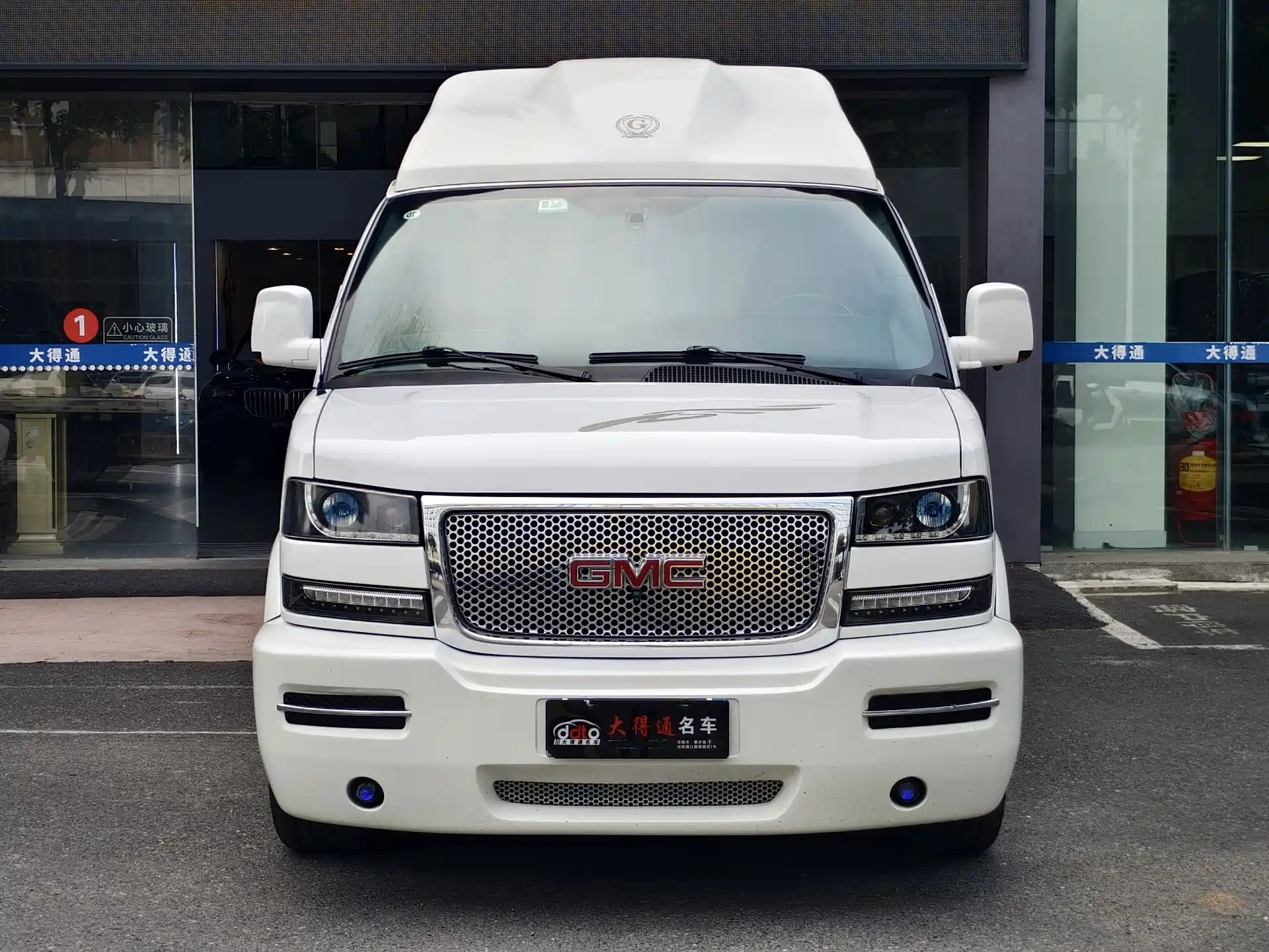 Фото 2 - GMC Savana