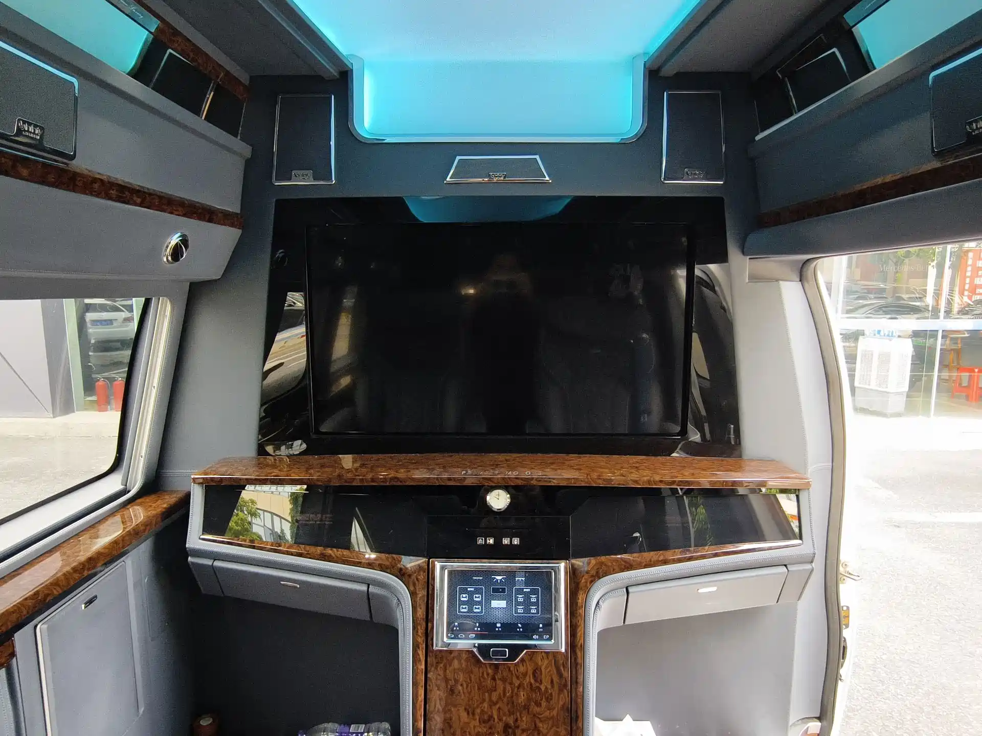 Фото 10 - GMC Savana