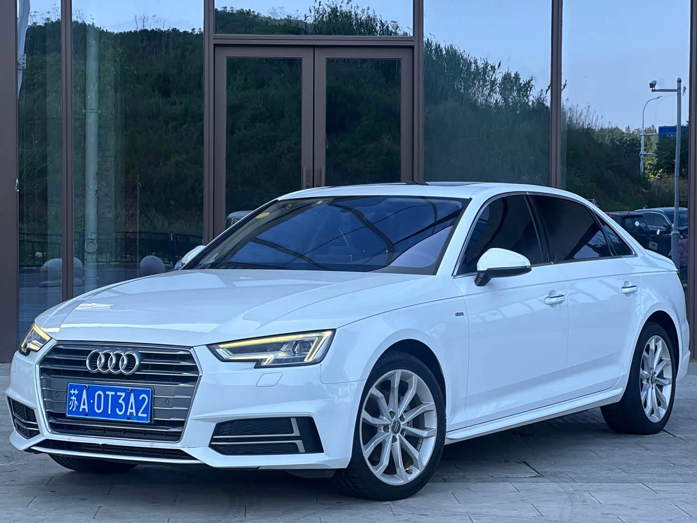 Audi A4L
