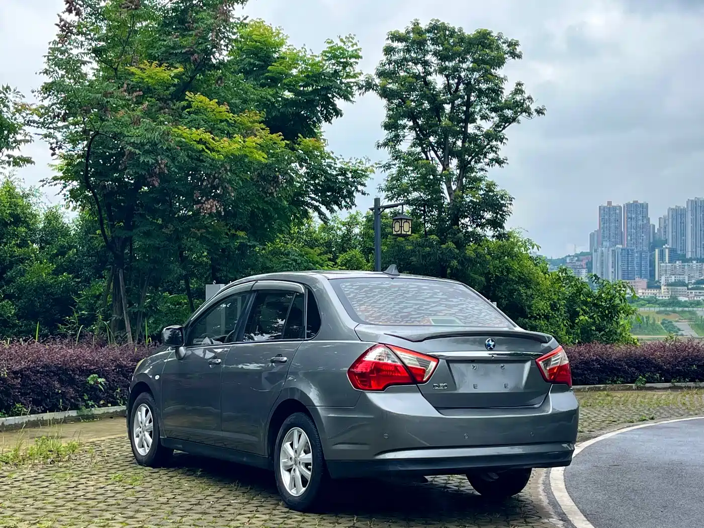 Venucia D50 2015 2013 1.6L Manual Fashion
