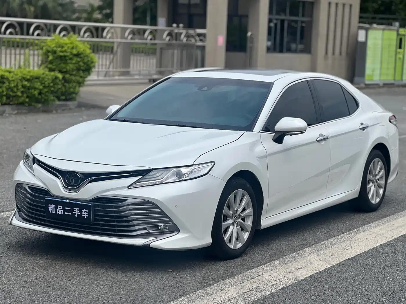 Toyota Camry 2018 2.0G Luxury Edition