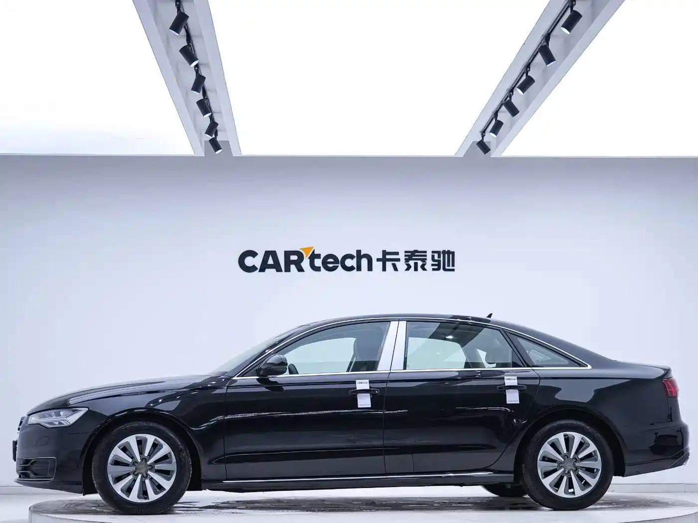 Audi A6L 2017 30 FSI Comfort фото 2