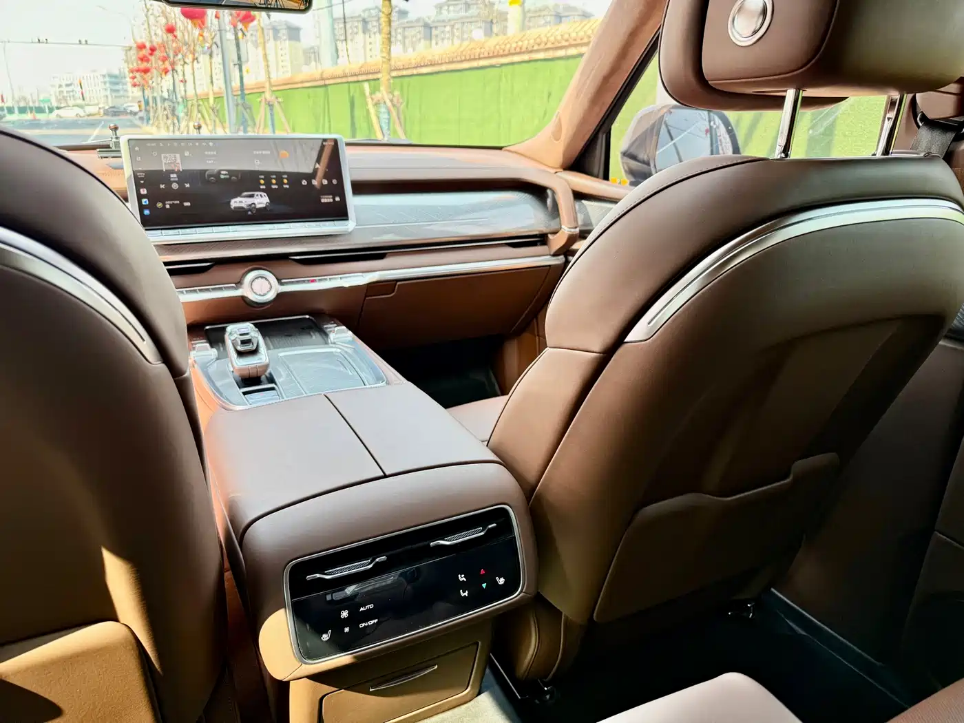 TANK TANK 700 NEW ENERGY