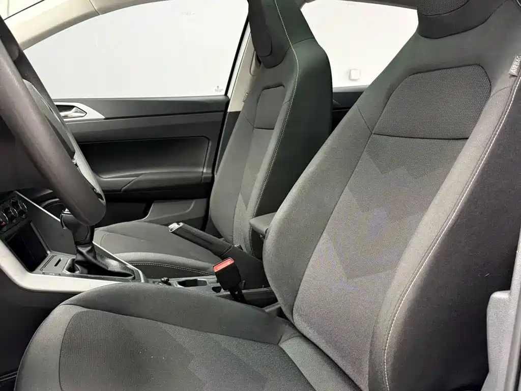 Photo 17 - Volkswagen Polo