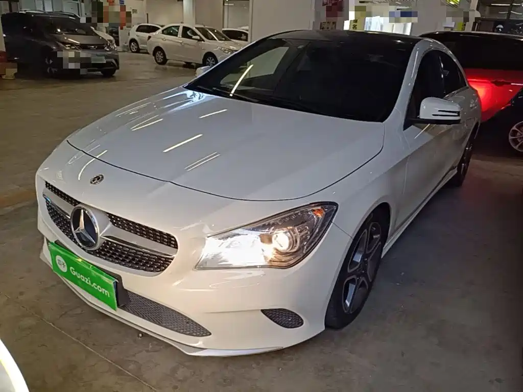 صورة 1 - Mercedes-Benz CLA (Import)