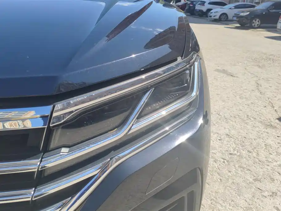 Volkswagen Touareg 2019 3.0TSI Sharp Intelligence Edition China VI фото 5