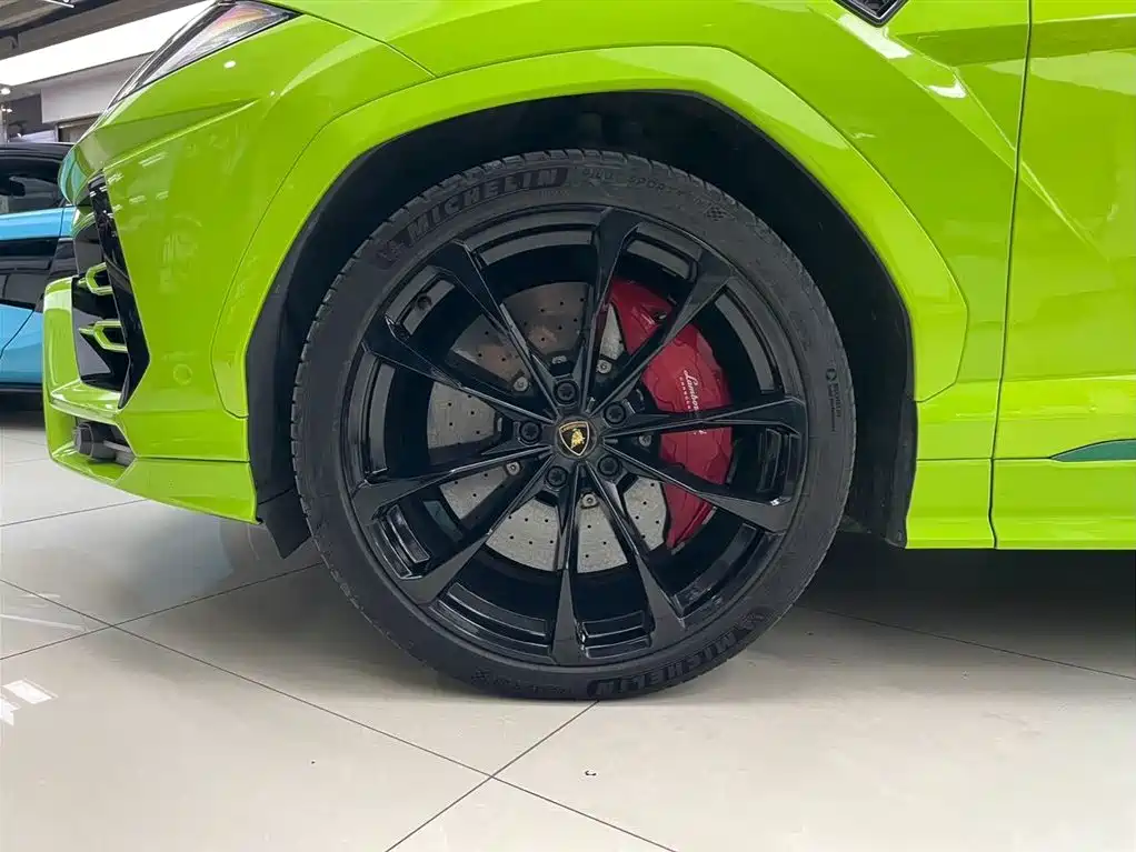 Lamborghini Urus 2021 4.0T V8 фото 5