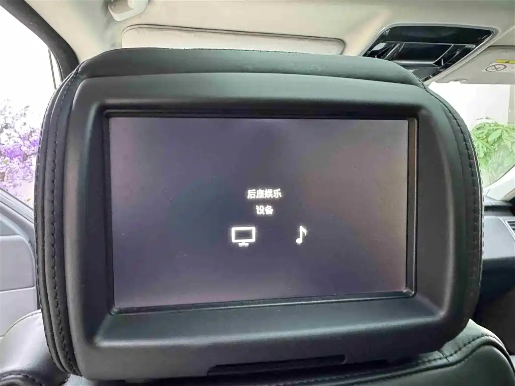 Land Rover Range Rover Sport 2016 Model 2.0 GTDi HSE фото 17