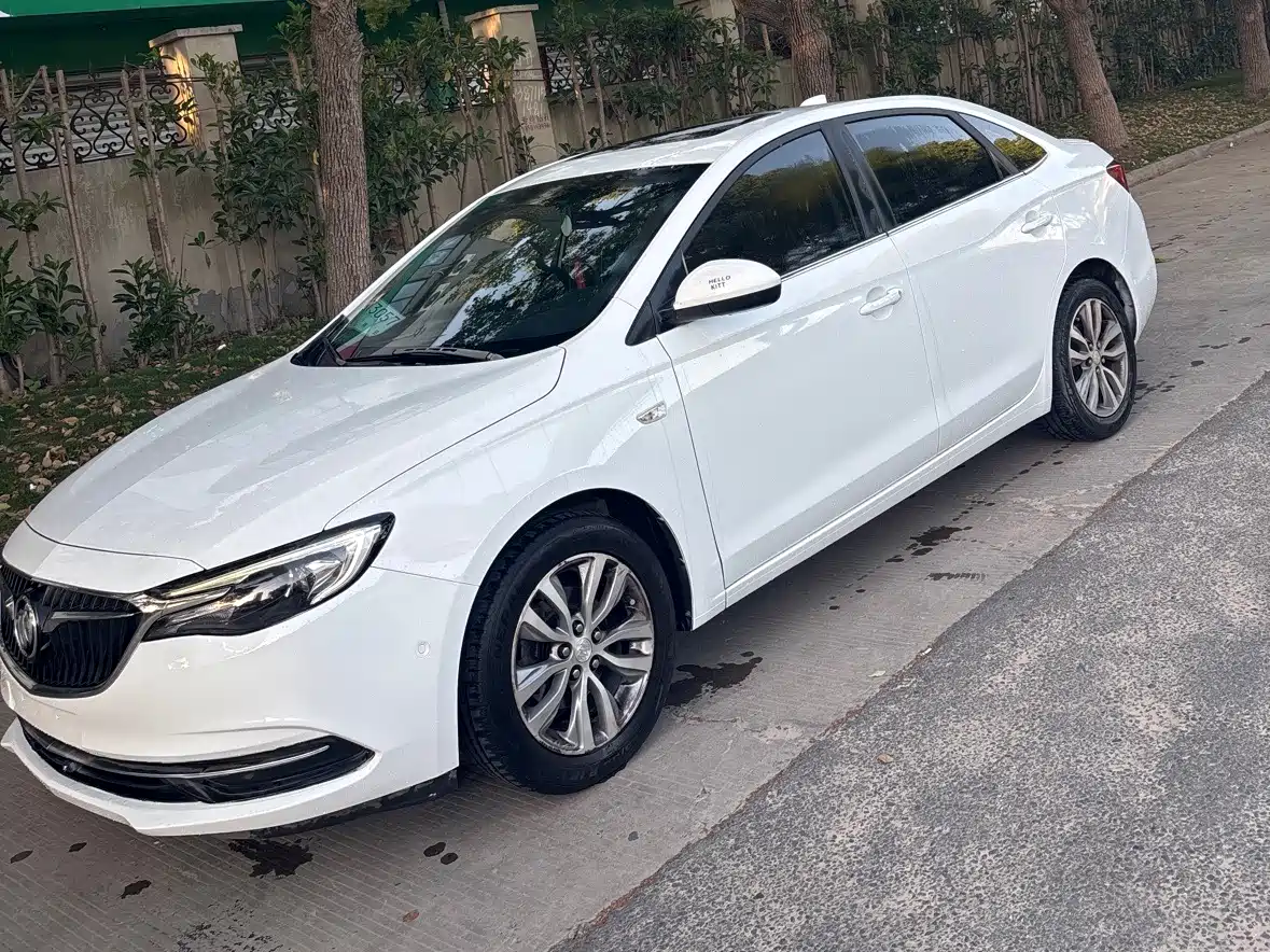 Buick Excelle 2018 18T Automatic Flagship фото 2