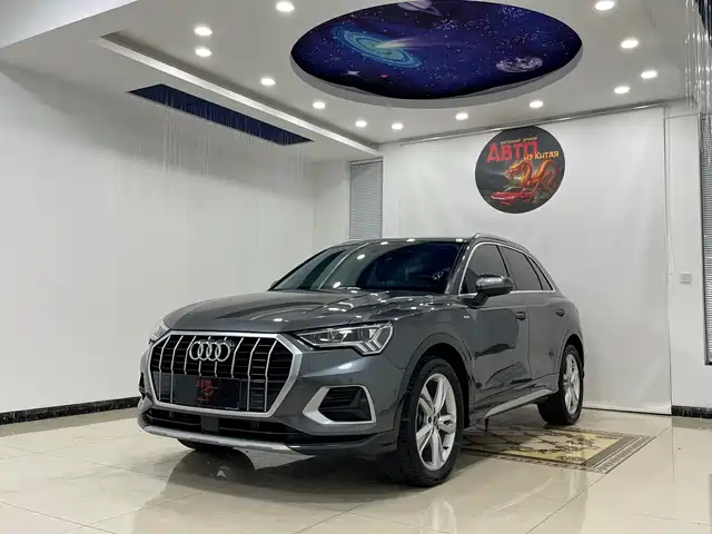 Audi Q3 35 TFSI, Stylish Elegant