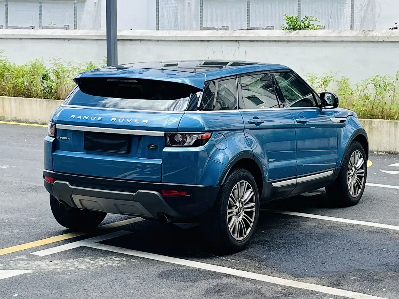 Land Rover Range Rover Evoque (Import) 2014 2013 Model 2.0T 5-door Brilliant Edition