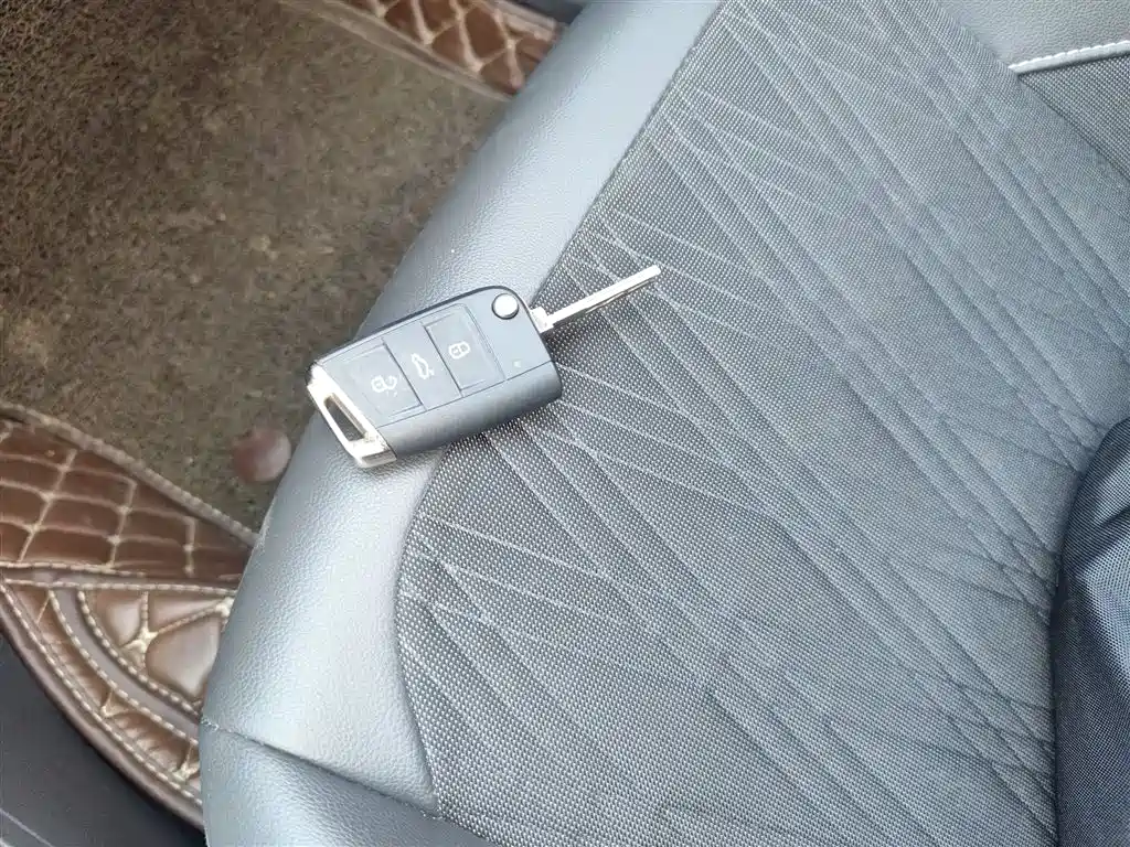 Volkswagen T-Cross 2021 1.5L Auto Comfort Edition фото 17