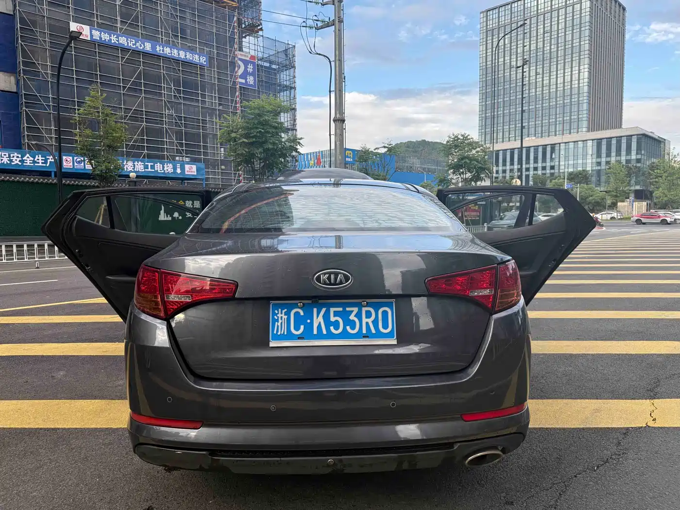 Kia K5 2012 2.0L Automatic DLX Special Edition фото 7