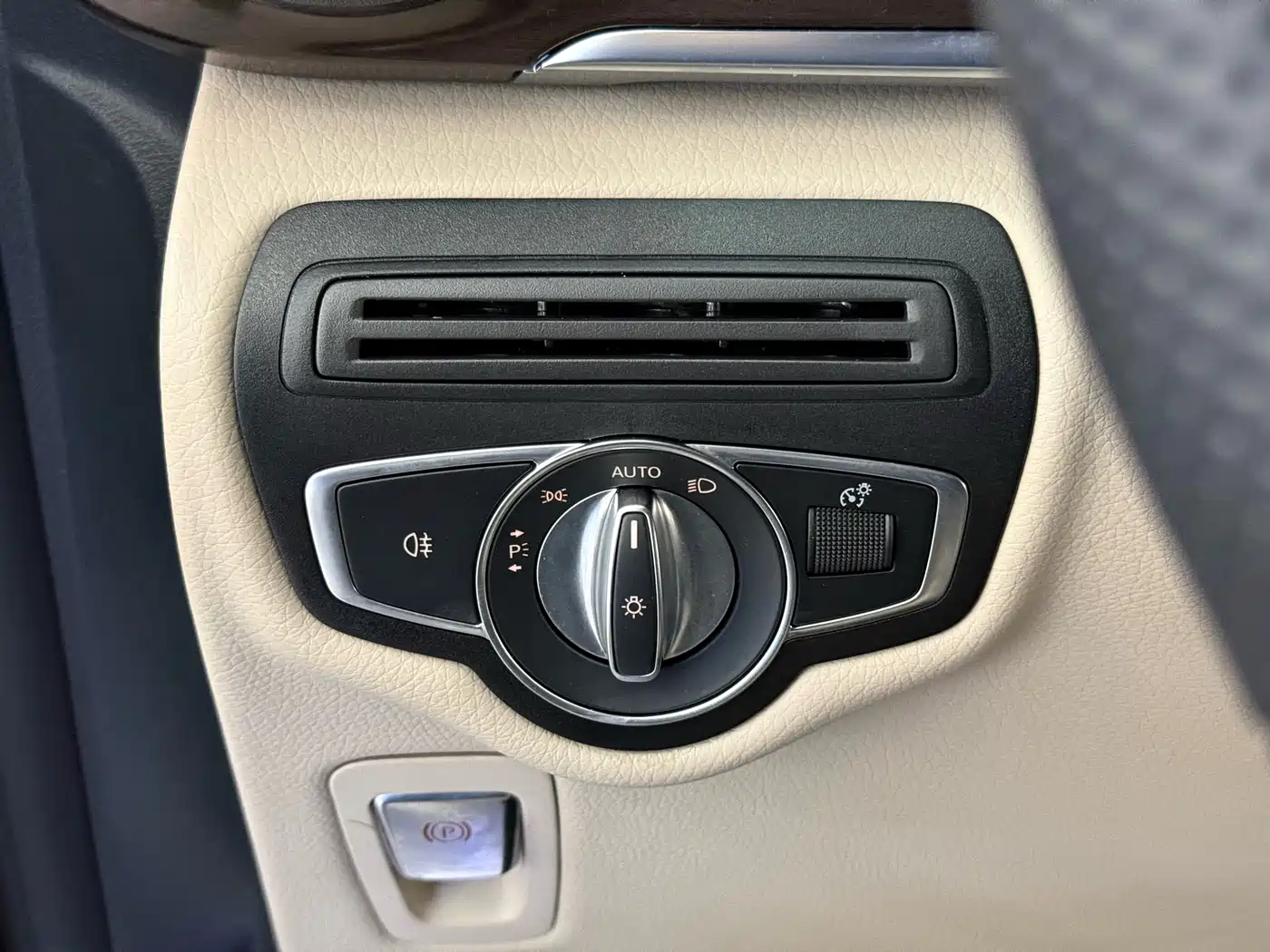 Mercedes-Benz V-Class 2022 V 260 Pilot Edition фото 8