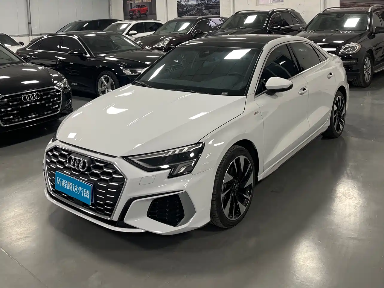 Audi A3 2024 Model A3L Limousine 35 TFSI Fashion Sport