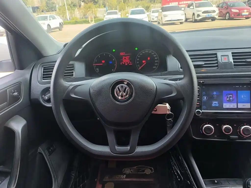 Photo 11 - Volkswagen Santana