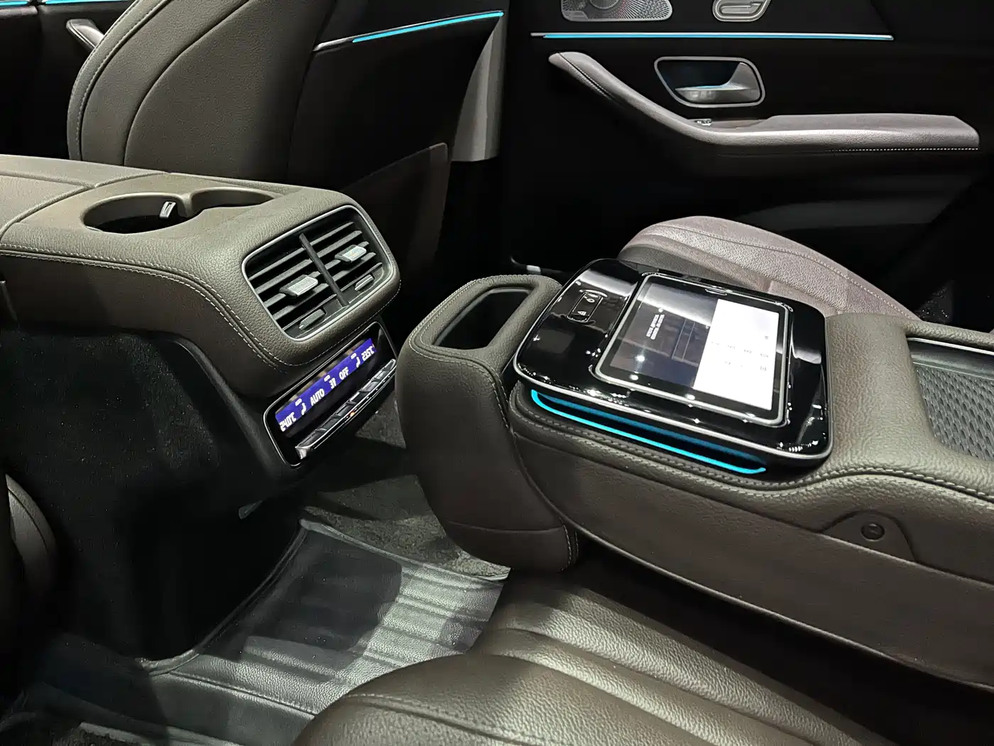 Mercedes-Benz GLE 2021 GLE 450 4MATIC Luxury фото 11