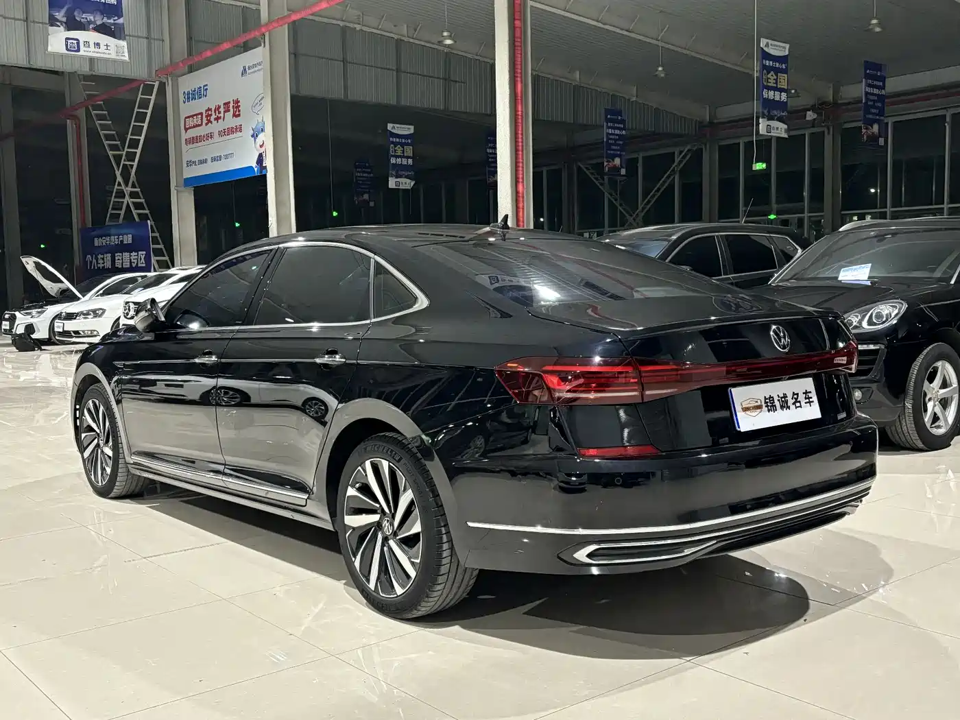 Volkswagen Passat 2022 330TSI Premium Edition фото 6