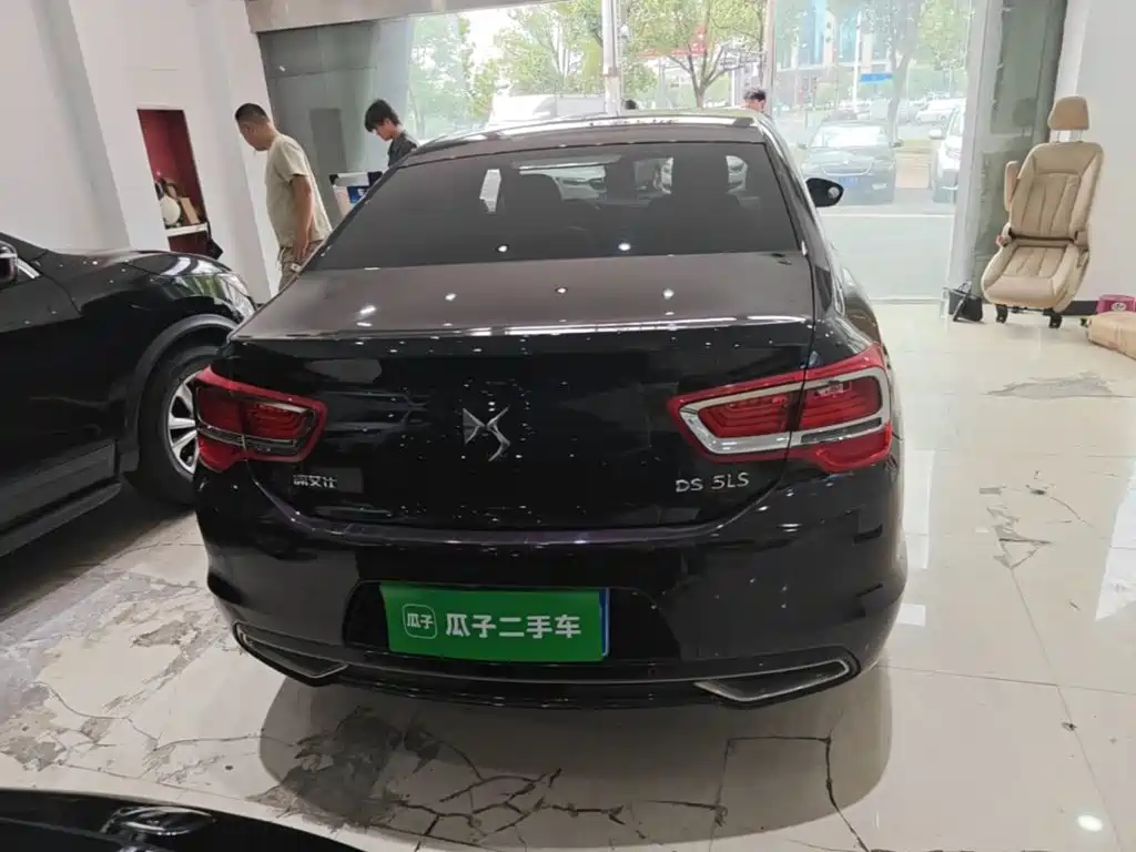 DS 5LS 2015 2014 1.6T Luxury THP160