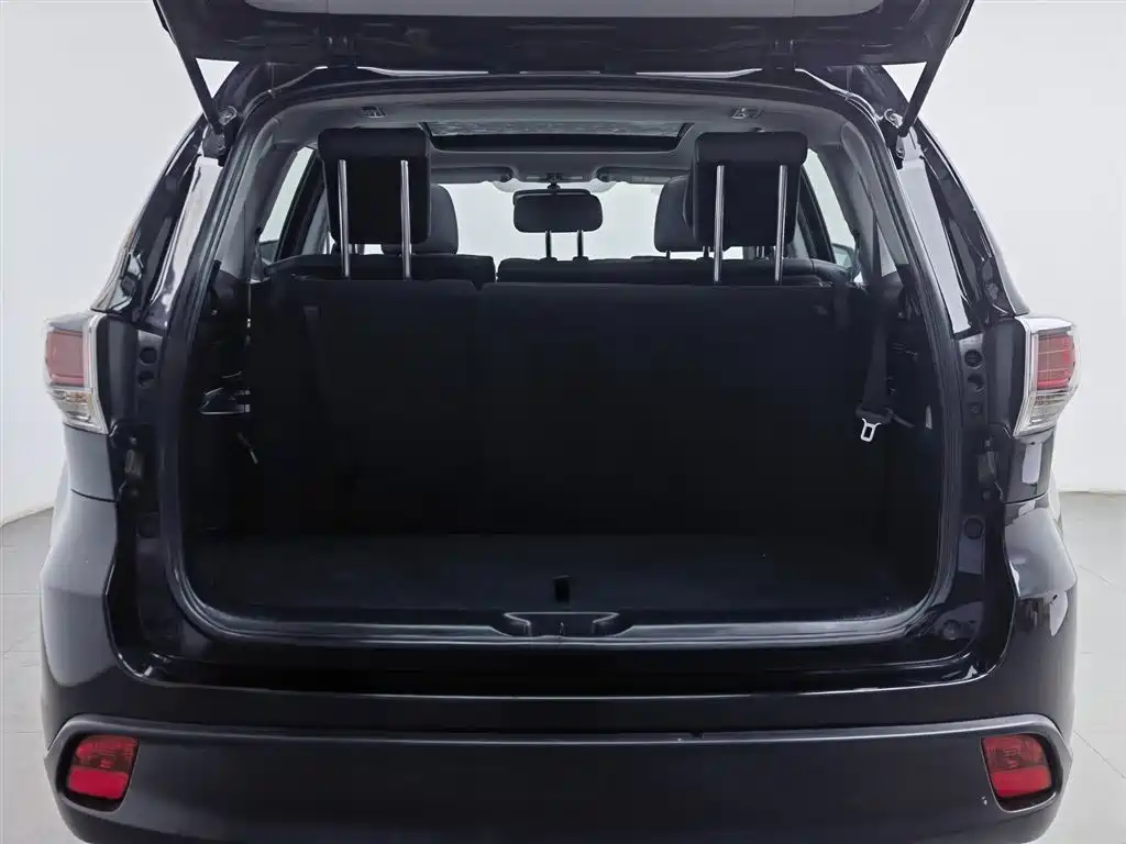 Toyota Highlander 2015 2.0T AWD Luxury Edition 7-seater фото 16