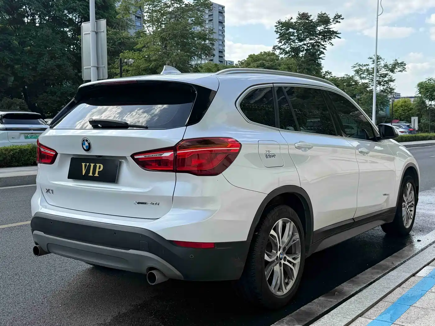 BMW X1 2018 sDrive20Li Leading Model фото 5