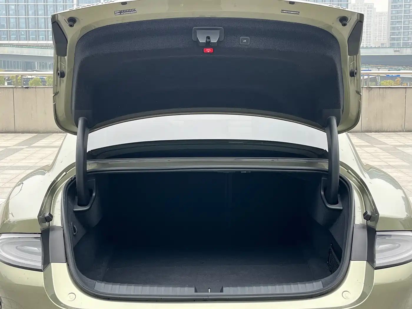 XIAOMI CAR XIAOMI SU7