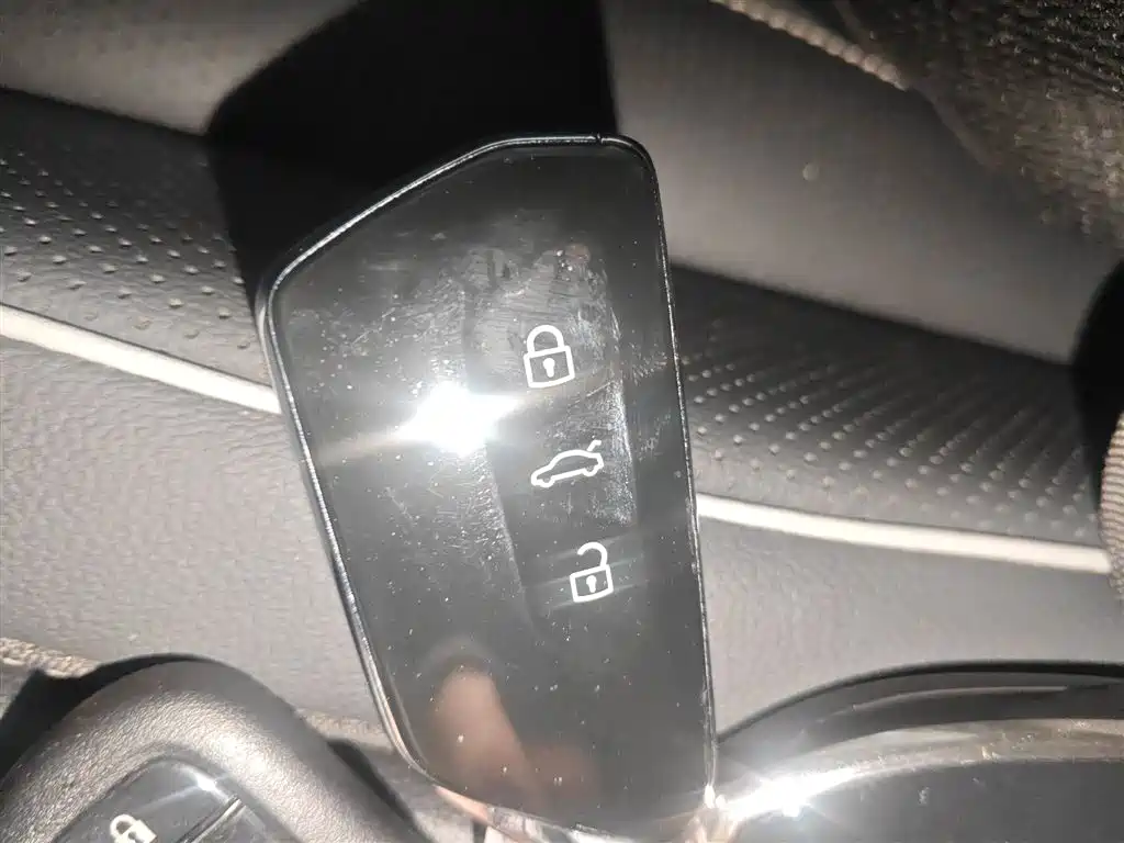 Volkswagen Tiguan L 2023 330TSI Auto 2WD R-Line Premium Edition фото 17