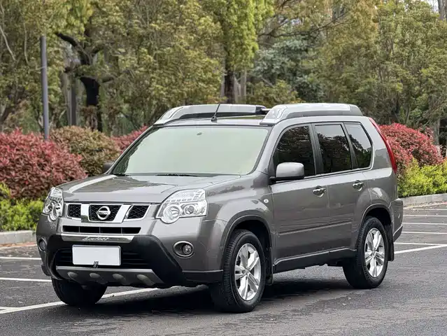Nissan X-Trail 2012 2.5L CVT Luxury 4WD