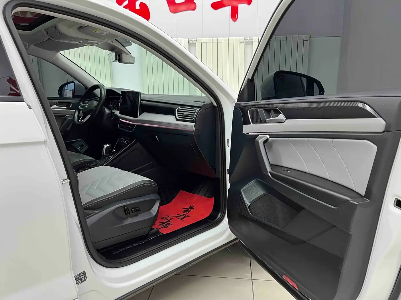 Volkswagen Tayron 2023 280TSI 2WD Luxury Plus Advanced Edition фото 22