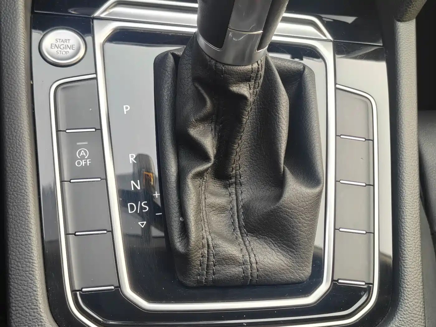 Volkswagen Magotan 2019 330TSI DSG Luxury China V фото 28