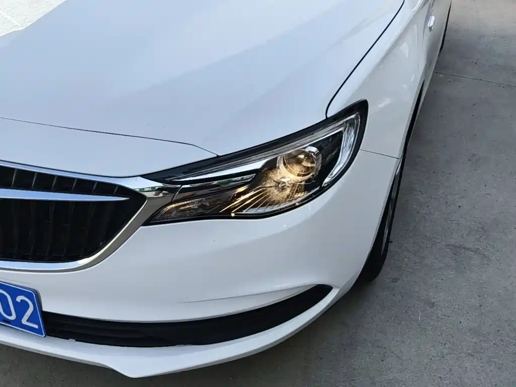 Фото 24 - Buick Excelle