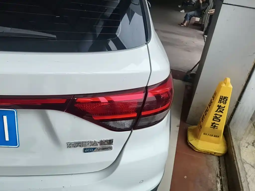 Kia KX CROSS 2018 2017 1.4L AT GLS
