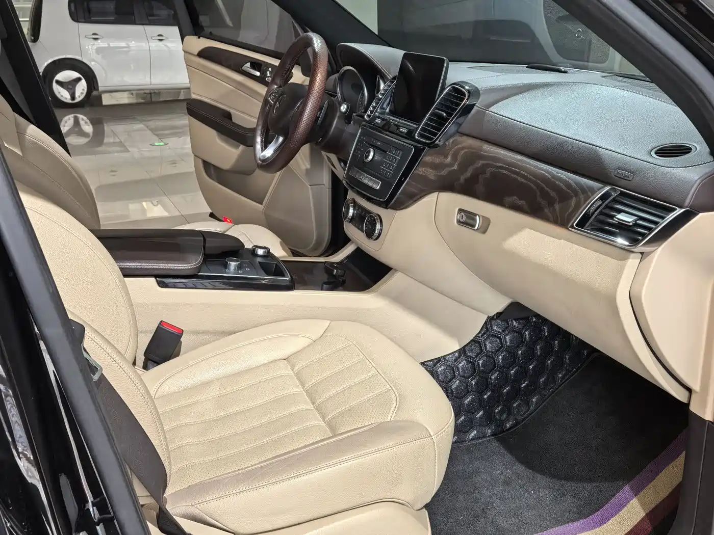 Mercedes-Benz GLE 2017 GLE 320 4MATIC Dynamic фото 13