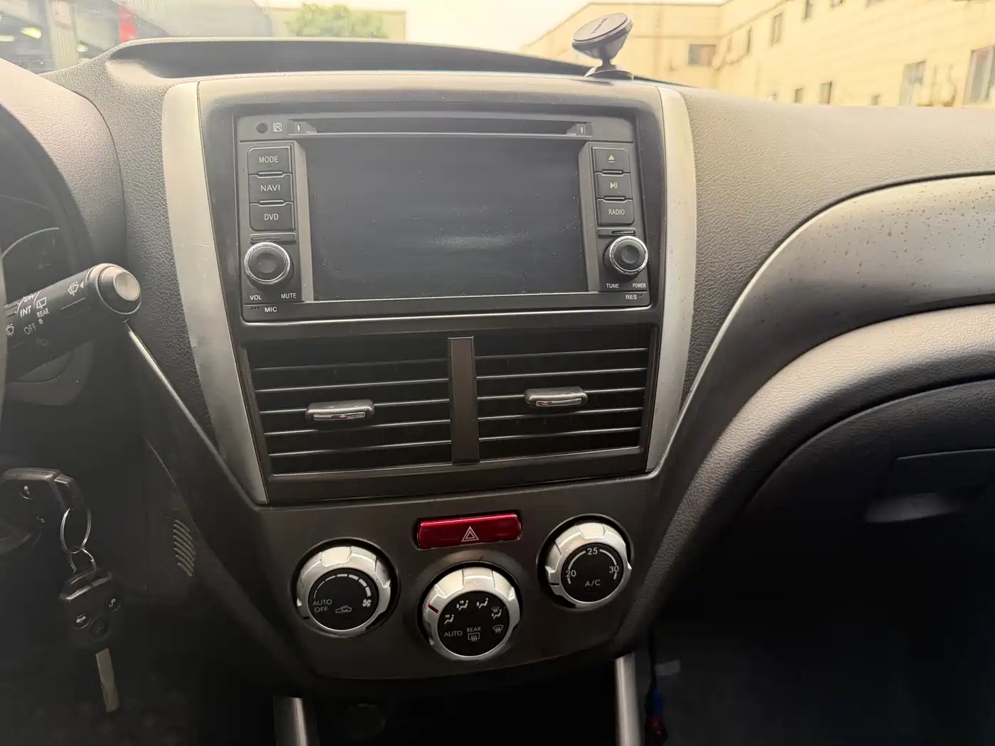 Subaru Forester 2012 Classic 2.0X Manual Comfort Edition фото 7