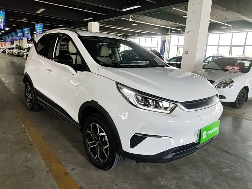 Photo 4 - BYD Yuan Pro