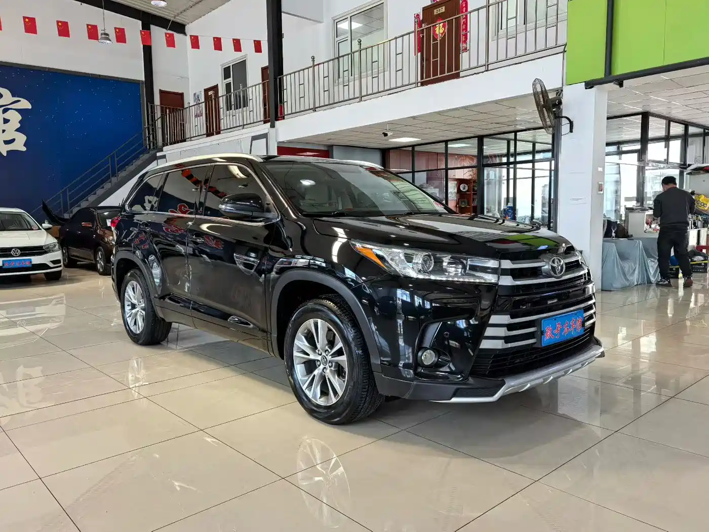 Toyota Highlander 2018 2.0T 4WD Elite 7-seater (China V) фото 3