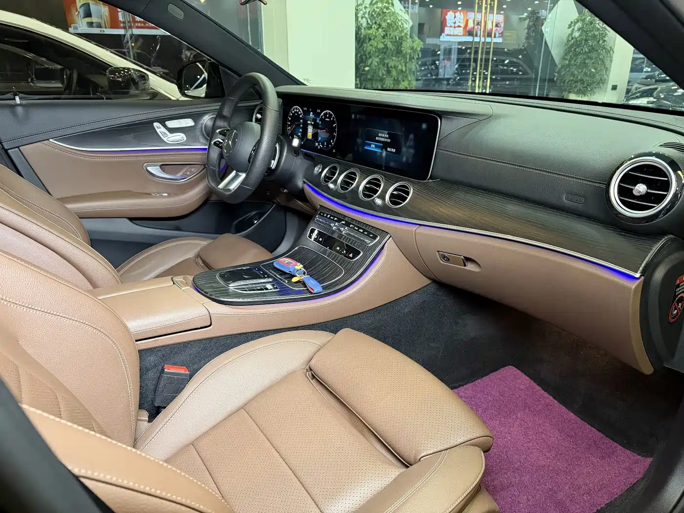 MERCEDES-BENZ E CLASS