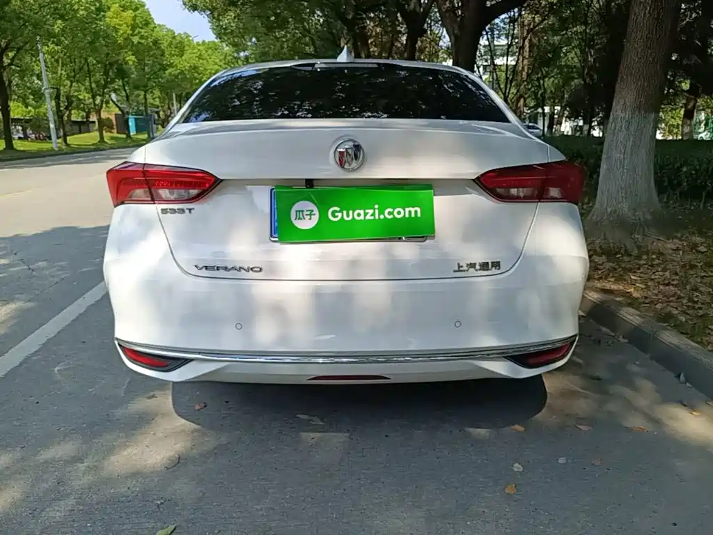 Photo 6 - Buick Verano