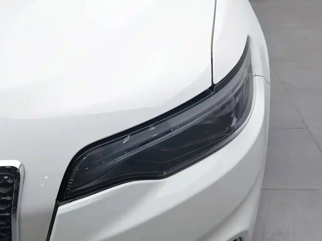 Фото 7 - Jeep Cherokee