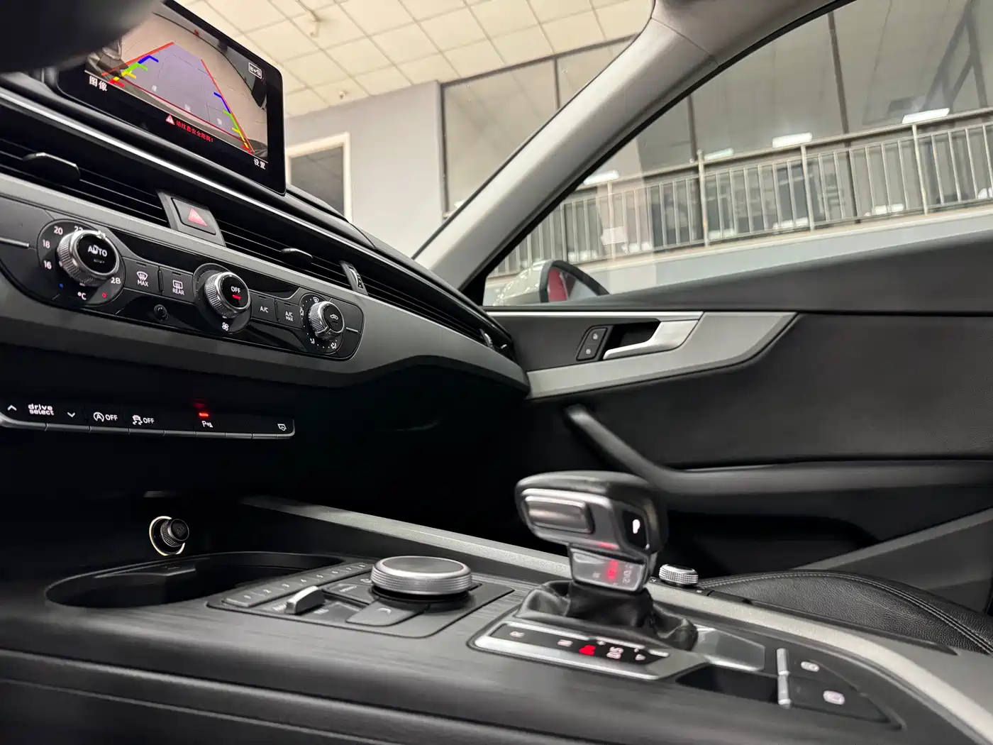Audi A4L 2018 30th Anniversary 40 TFSI Progressive фото 9