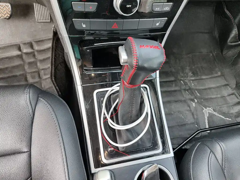 Фото 15 - Haval H2