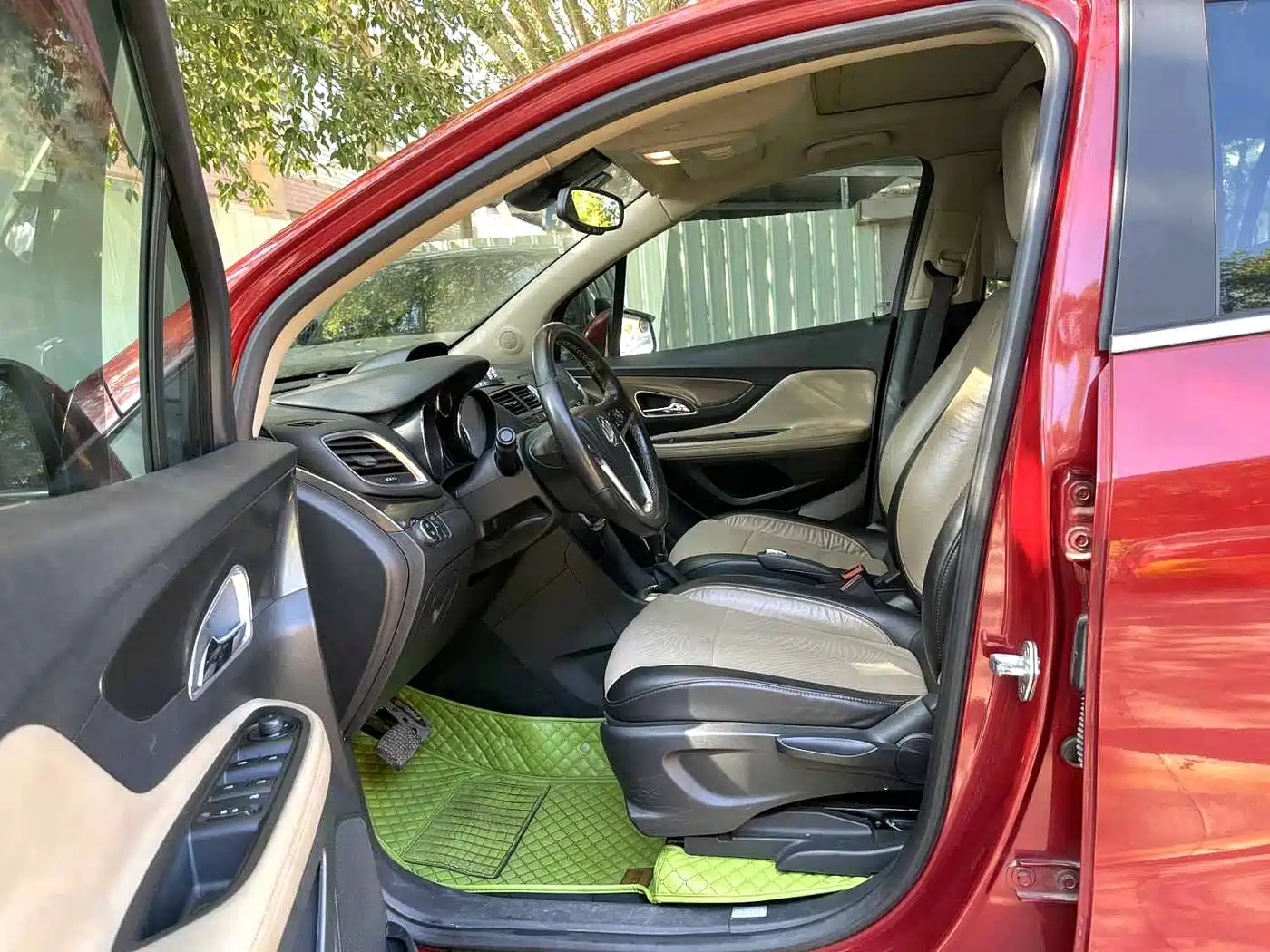 Buick Encore 2013 1.4T Automatic 2WD Leading фото 4