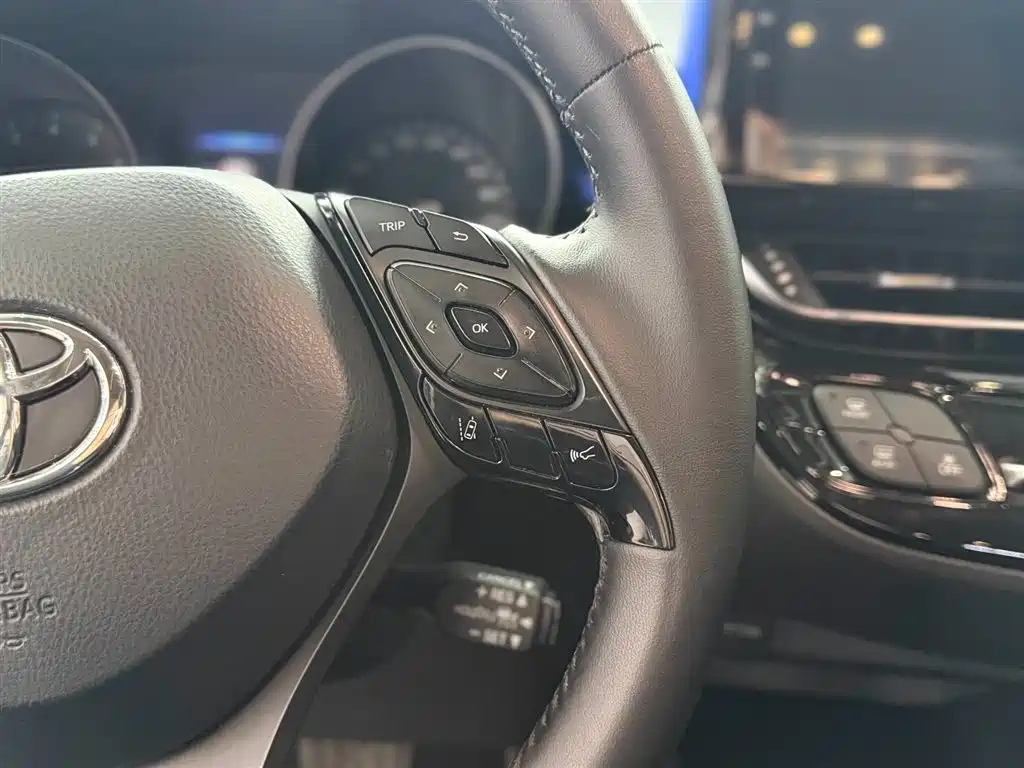 Toyota C-HR 2021 2.0L Comfort Edition фото 21