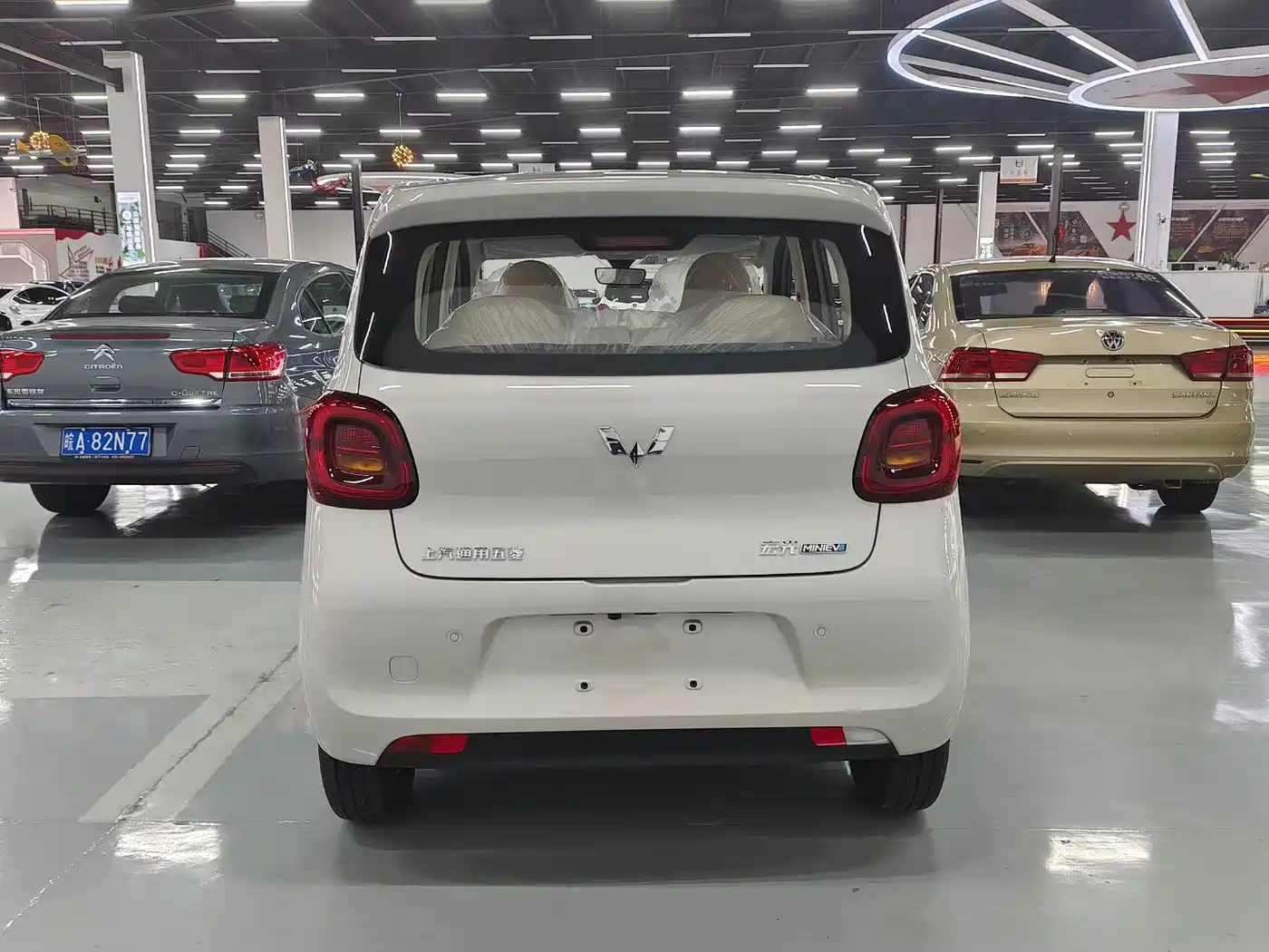 WULING AUTOMOBILE HONGGUANG MINIEV