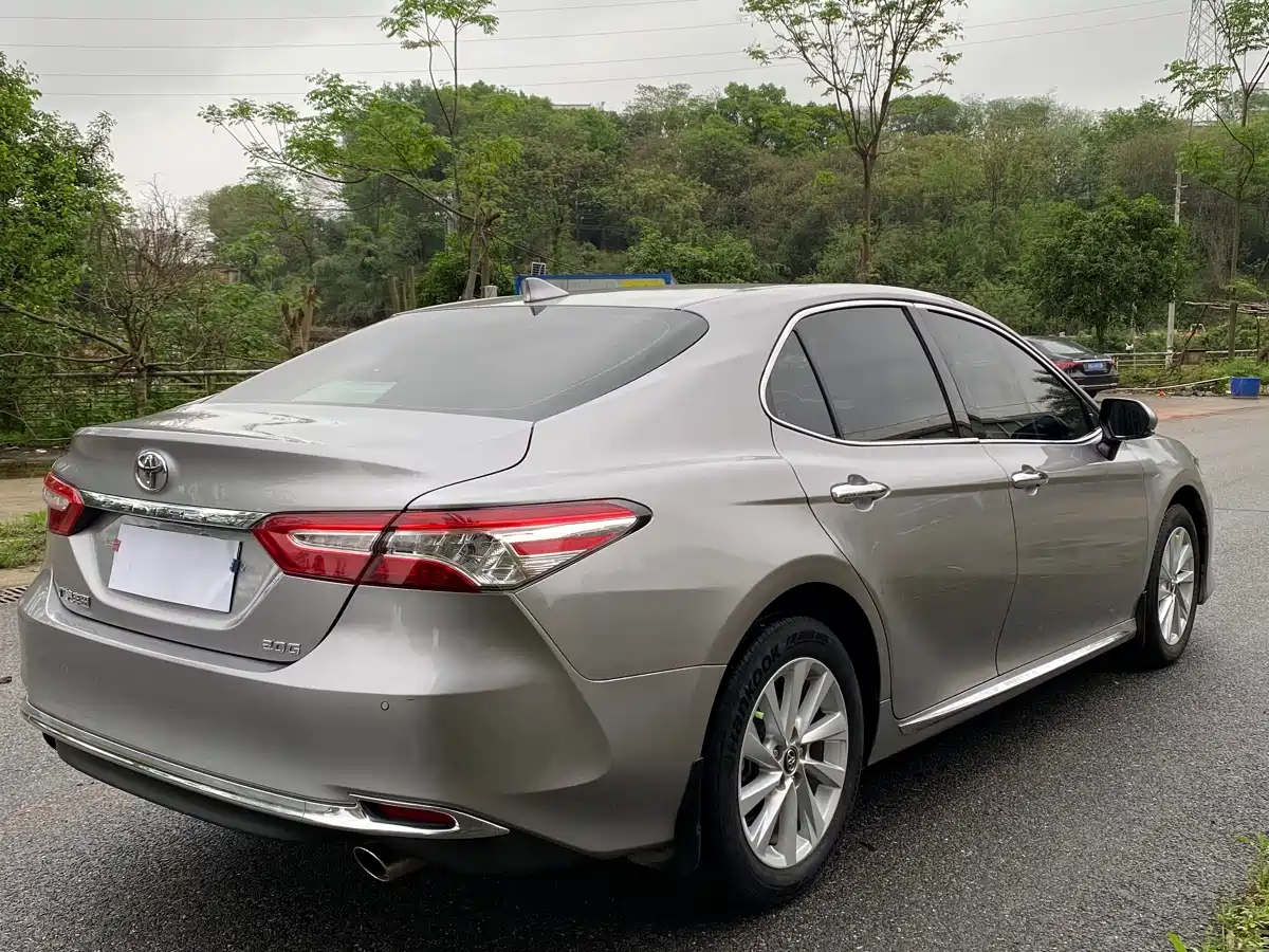 Toyota Camry 2023 2.0G Luxury Edition фото 6